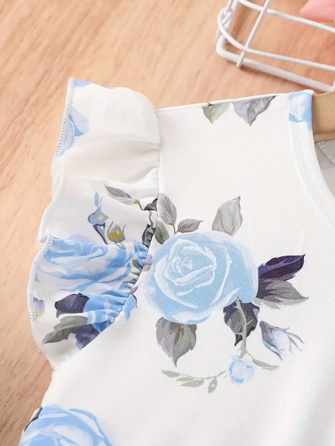 Summer 2026 Children's & Women's Cute Plush Dress with Small Flying Sleeves Round Neck Print Design New Collection