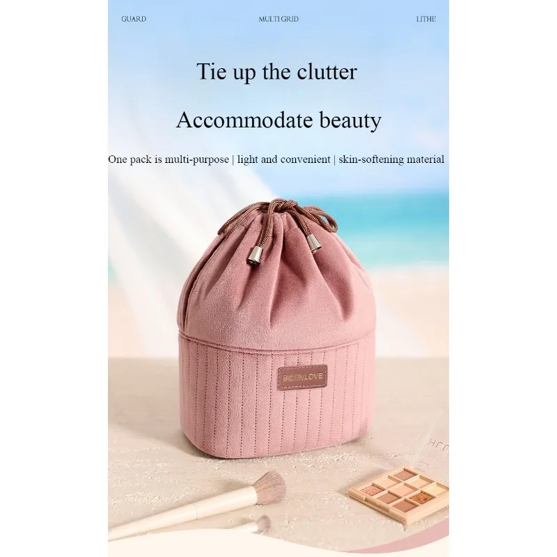 Autumn and winter new Dutch velvet pocket leather label version travel makeup storage bag lazy makeup bag large capacity Autumn and winter new Dutch velvet pocket leather label version travel makeup storage bag lazy makeup bag large capacity