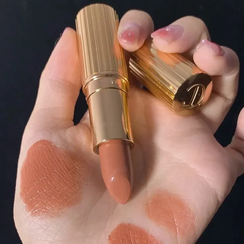 Fashion Charlotte Latest Style 4 Colors Pink Diamond Gold Tube Lipstick & Love Heart Two Color Powder Blusher Tilbury Makeup