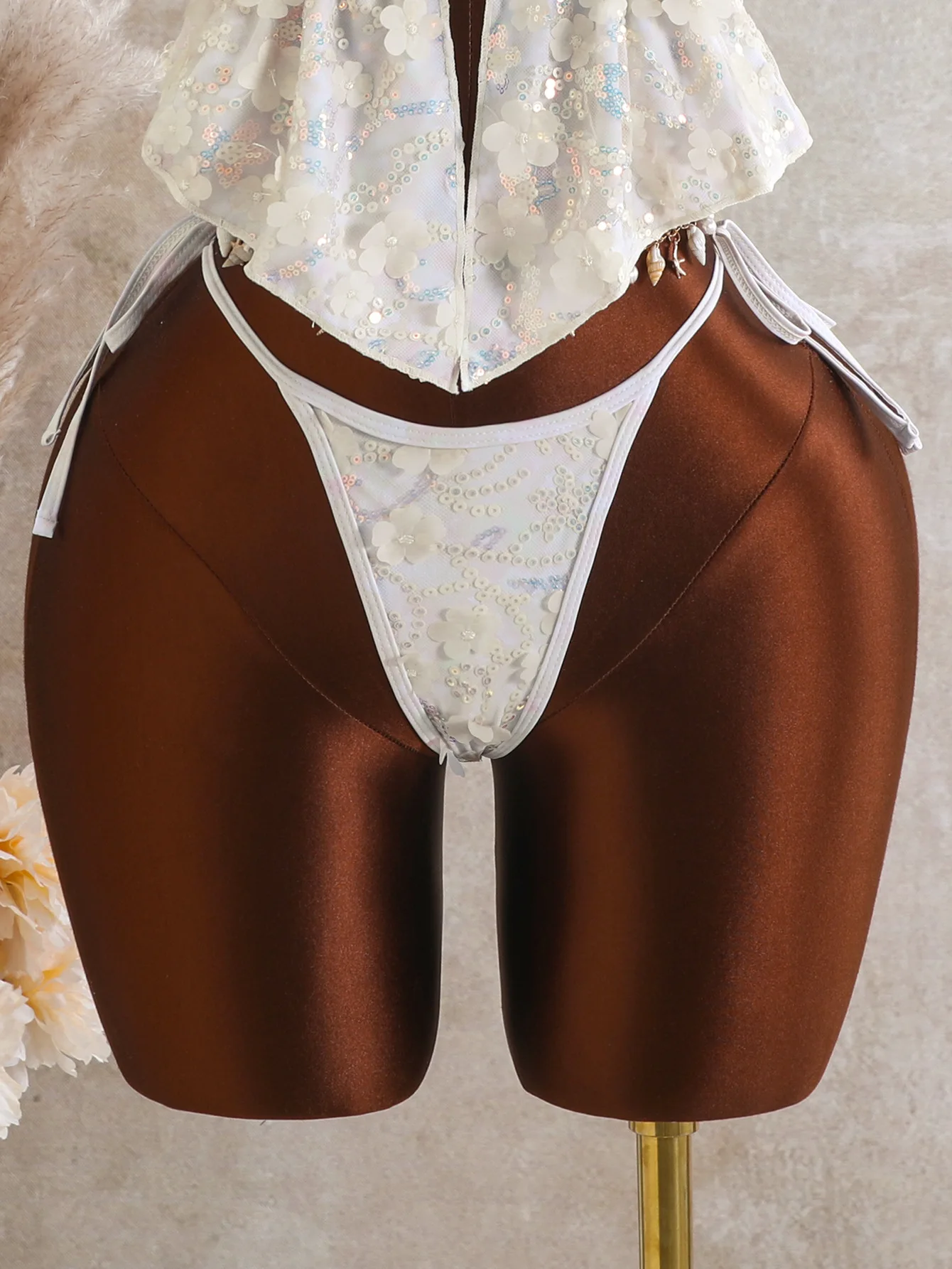 Sexy Sequin Pink Bikinis Sets Women V Neck Metal Flower Top Tie Side Thong Swimsuit 2026 Beach Bathing Suit Holiday Swimwear