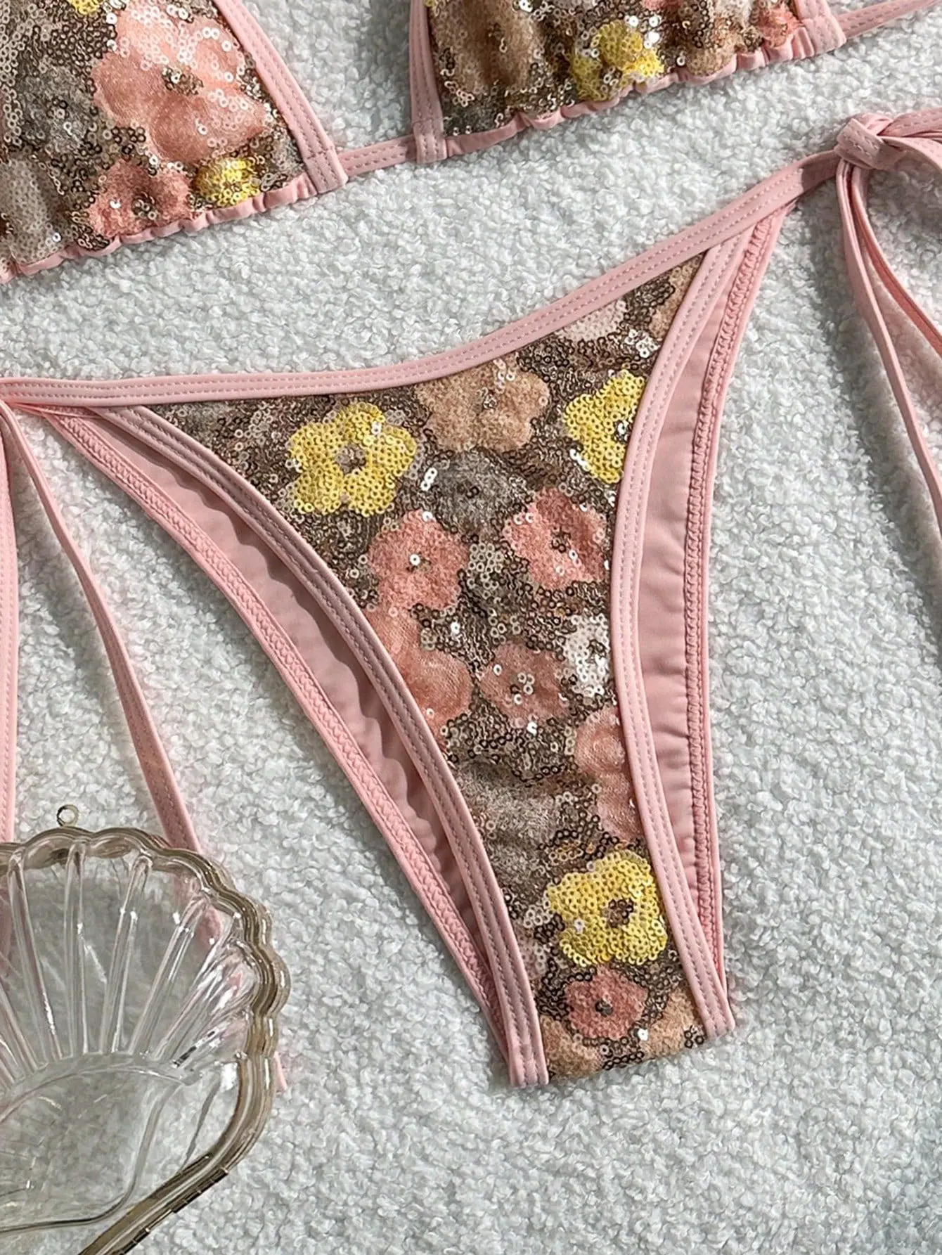 Sexy Pink Floral Sequin Bikini Set Women Halter Push Up Bra Tie Side Thong Swimsuit 2026 Bathing Suit Holiday Micro Swimwear Sexy Pink Floral Sequin Bikini Set Women Halter Push Up Bra Tie Side Thong Swimsuit 2026 Bathing Suit Holiday Micro Swimwear